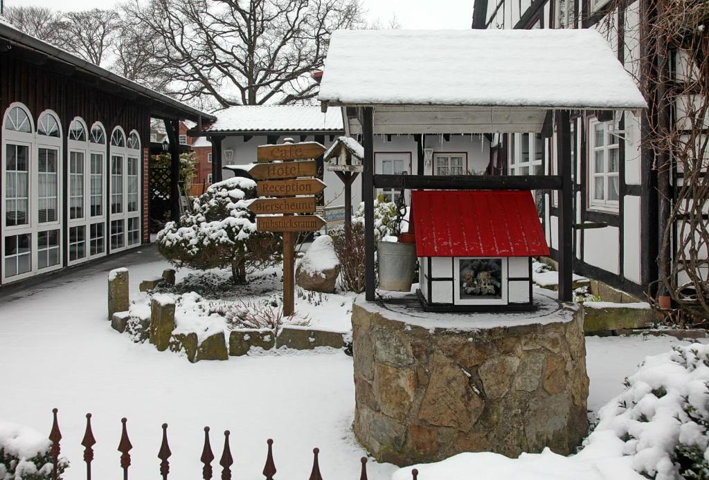 Hotel Cafe Am Stift Hessisch Oldendorf Exterior foto